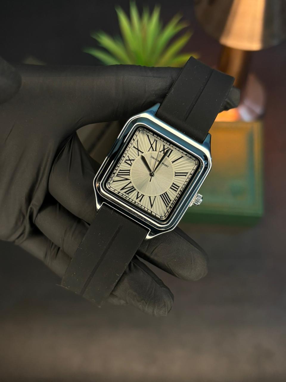 UNIVERSE POINT ARABIC BLACK