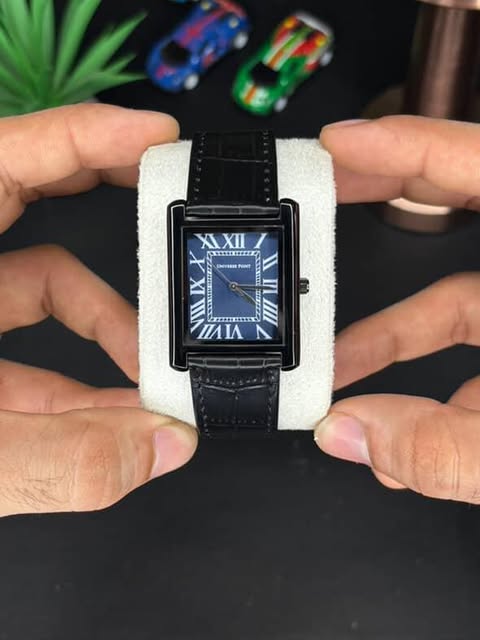 UNIVERSE POINT TANK BLUE DIAL