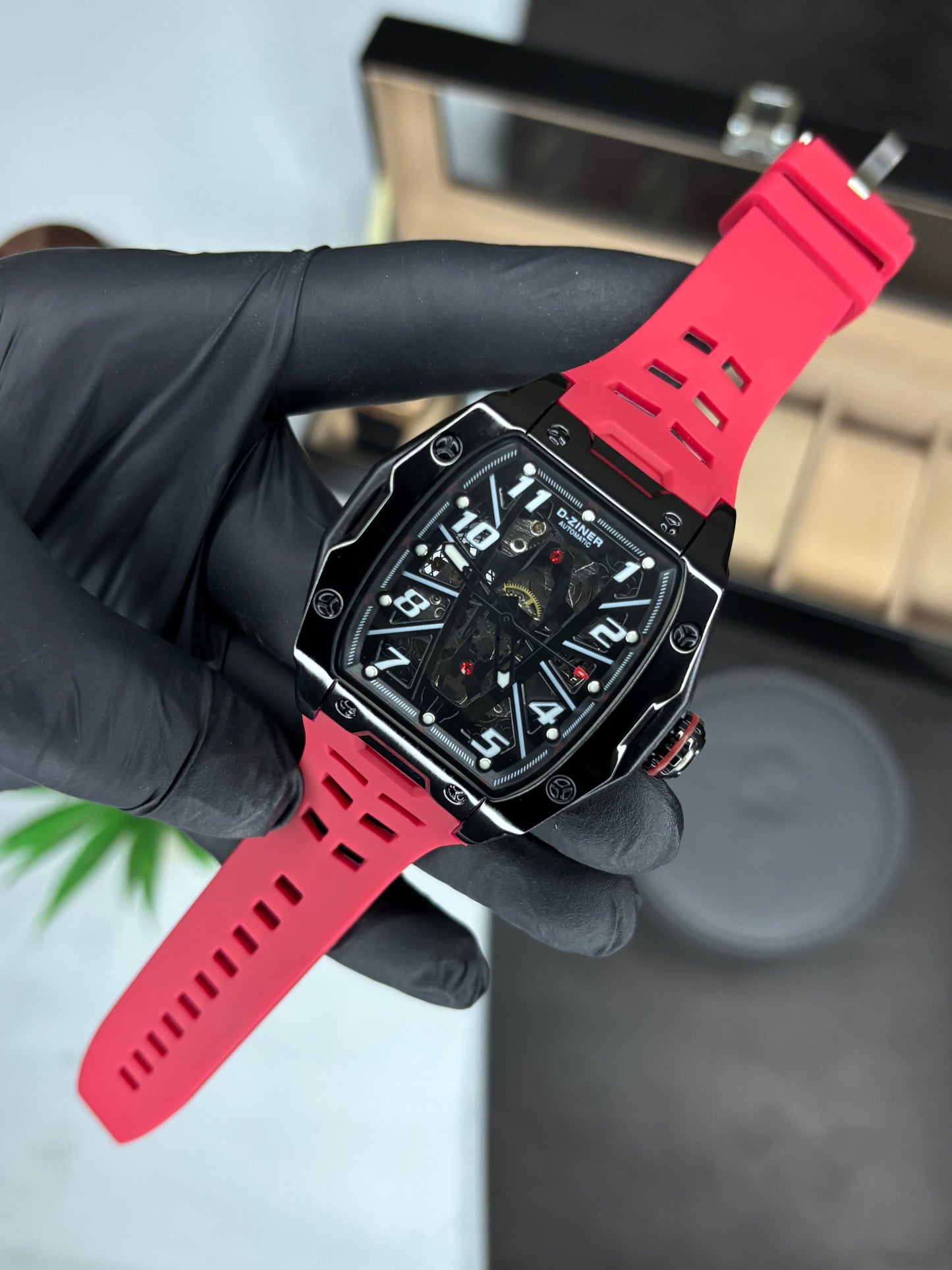 D-ZINER AUTOMATIC RED