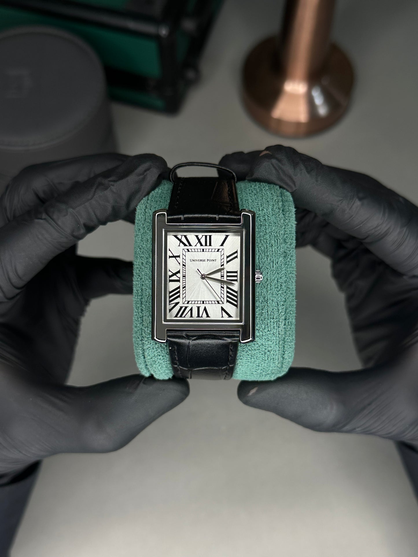 UNIVERSE POINT TANK WHITE