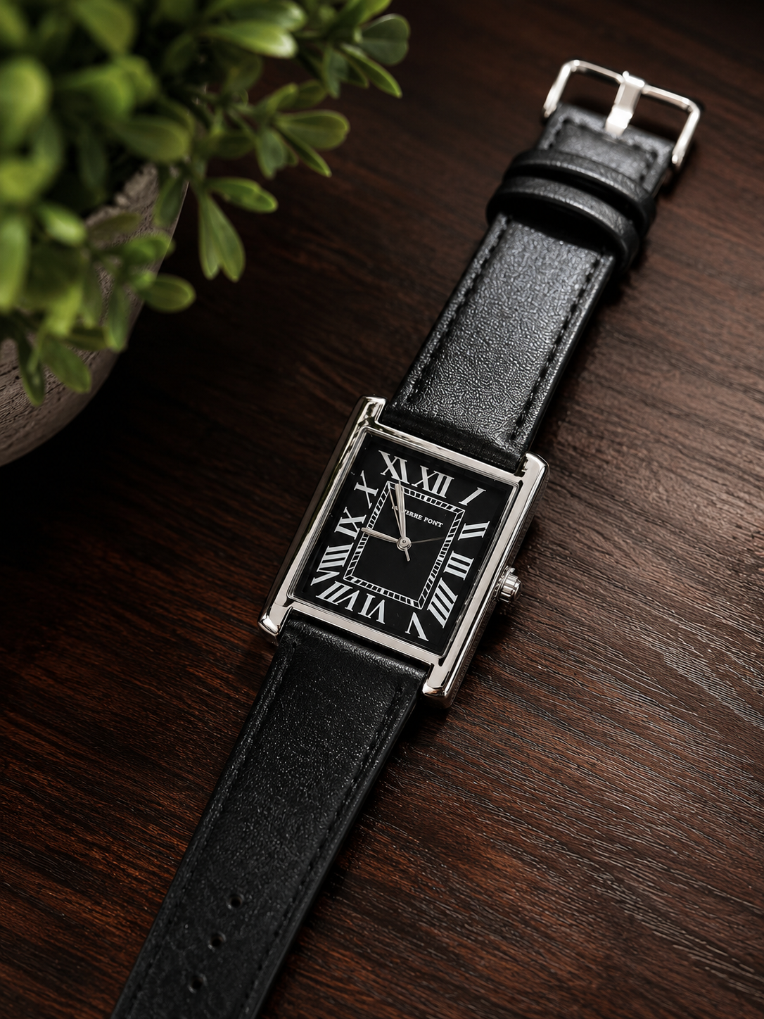 UNIVERSE POINT TANK BLACK
